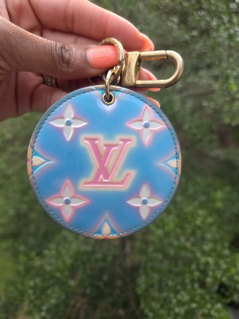 Louis Vuitton Pink & Blue Monogram Round Key Holder